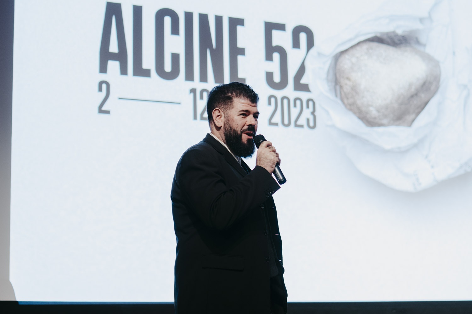 ALCINE 52 - PROYECCIÓN SORPRESA