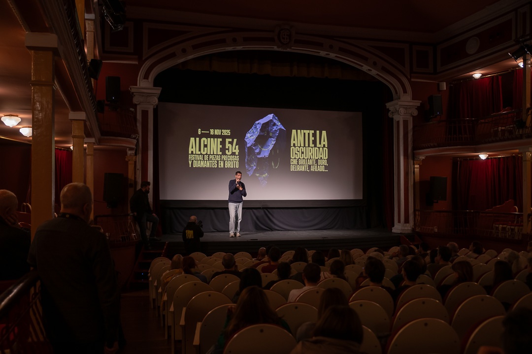 Pantalla Abierta 11/11/2025