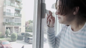 NOS VAMOS DE ESTE MALDITO BARRIO