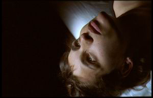 A RAPARIGA DA MAO MORTA