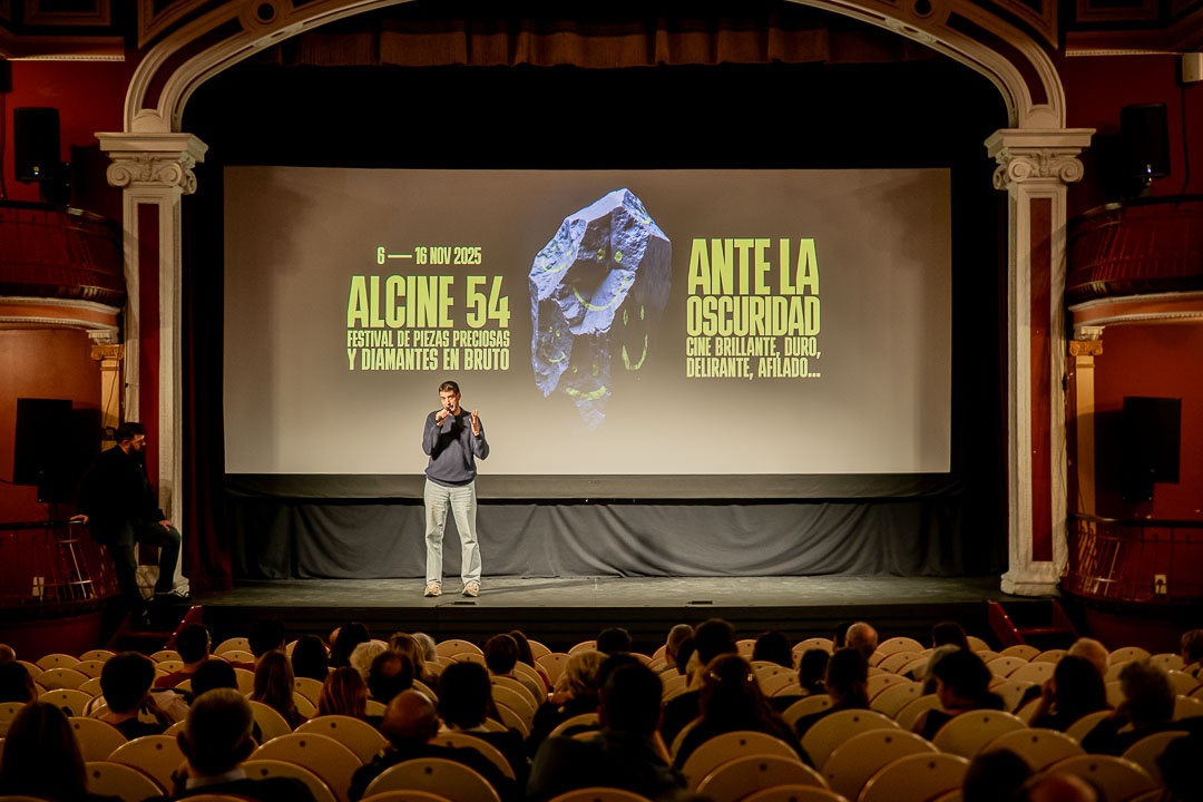 Pantalla Abierta 11/11/2025