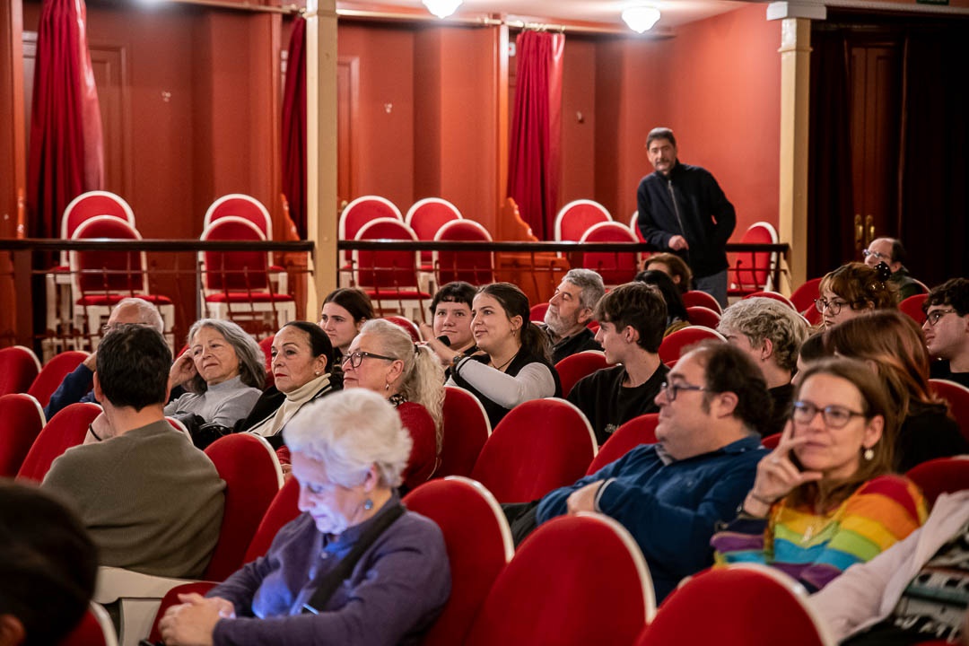 Pantalla Abierta 11/11/2025