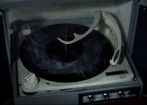 UN 45 TOURS DE CHEVEU (CECI N'EST PAS UN DISQUE)