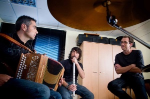 CONVERGENTES, EL LABERINTO CREATIVO