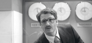 À PEU DE CHOSE PRÈS