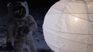 EL BESO DEL ASTRONAUTA