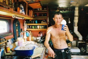 BIRDS GET VERTIGO TOO