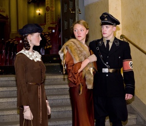 SIE HEISST JETZT LOTTE!