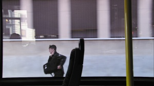 CLAUDIA A TRAVÉS DEL CRISTAL