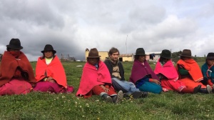 ECUADOR, CON LOS OJOS CERRADOS