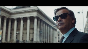 EL HOMBRE DE LAS MIL CARAS