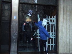 JA ARRIBA EL TEMPS DE REMENAR LES CIRERES