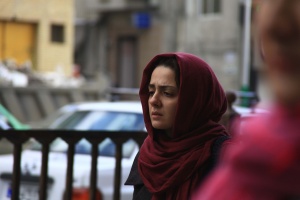 DOST DASHTAM KASI JAI MONTAZERAM BASHAD