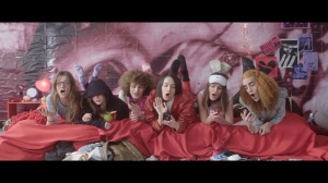 A TON AGE LE CHAGRIN C'EST VITE PASSE