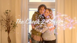 DER ASSI, DIE FRAU DOKTOR UND DER KOSMISCHE HUG