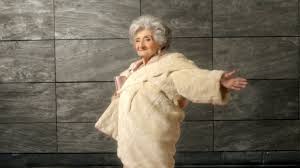 EL DÍA QUE MI ABUELA CONOCIÓ A BRUCE WILLIS